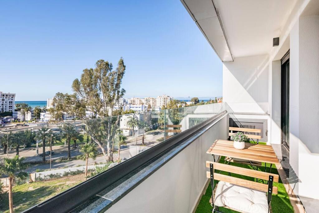 Superb & Sunny 2Br & 2Ba Apt. W/ Seaview, Malabata Tánger Exterior foto